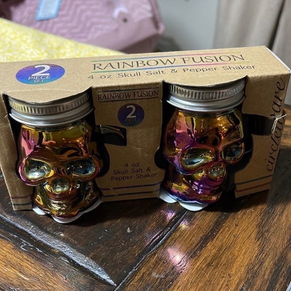 Rainbow Fusion Halloween Multi Color "Skulls" Salt & Pepper Shakers - Picture 4 of 4